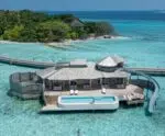 Tobogã do quarto ao mar e muito mais: saiba quanto custa a diária neste hotel de luxo