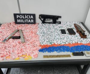 Arma e artefato explosivo são apreendidos com adolescente no ES Arma e artefato explosivo são apreendidos no ES