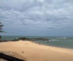 Em uma caminhada de 15 minutos você pode conhecer 4 praias do ES. Confira