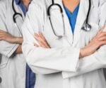 Número de médicos no Brasil aumentou 23,6% após pandemia de covid-19