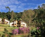 Hospedagem aconchegante e charmosa em meio à natureza exuberante em Pedra Azul
