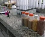 Compromisso com a qualidade destaca importância da fábrica de ração da Uniaves