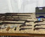 Confusão termina com tiros e armas apreendidas em Castelo