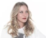 Atriz de Friends relata dores causadas por doença grave: ‘deito gritando’