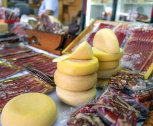 ES: Feira da Agroindústria tem início nesta terça (5) Feira de Agroindustria