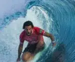 Filipe Toledo volta a surfar ao lado de Rayssa Leal e Isaquias Queiroz
