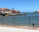 Prainha de Muquiçaba é paraíso de águas calmas no litoral do ES