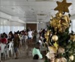 Famílias carentes ganham almoço de Natal em Cachoeiro