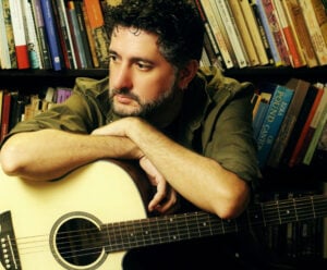 “Vendaval”: músico de Alegre retoma carreira solo com videoclipe