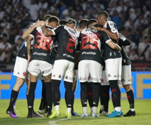 Vasco x Atlético-MG: onde assistir, horário e escalações onde assistir nova iguaçu x vasco da gama pelo campeonato carioca