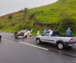 Urgente! Grave acidente deixa casal ferido na BR-482 em Cachoeiro