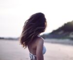 Dicas para manter o cabelo hidratado no pós praia