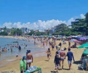 Praia da Areia Preta - iriri