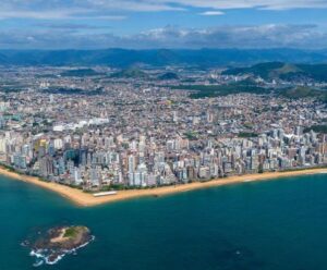 Vila Velha tem boom imobiliário e é 2° melhor do país para investir Vila Velha é a segunda melhor cidade do país para investir em imóveis