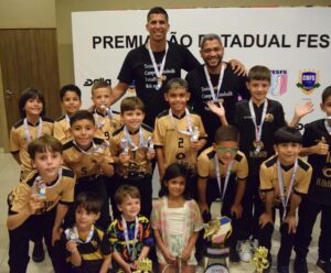 Futsal: após ser campeão estadual, time de Cachoeiro disputa nacional Time de Cachoeiro disputará nacional de futsal