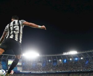 Botafogo perde para o Racing e se complica pelo título da Recopa jogo do botafogo x são paulo