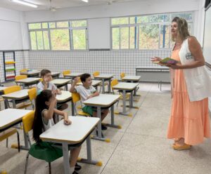 Volta às aulas chega com novidades para alunos de Alfredo Chaves Volta às aulas em Alfredo Chaves