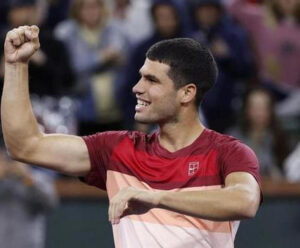 Carlos Alcaraz desafia as adversidades e avança em Indian Wells Imagem ilustra Carlos Alcaraz