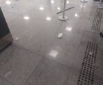 Homem é preso no aeroporto por atos de violência e ameaça; veja vídeo