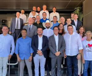 Deputados de direita e esquerda do ES se reúnem; veja o porquê