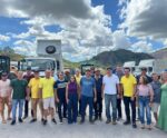 Governo entrega equipamentos para agricultores de São Roque do Canaã