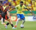 Vini Jr salva o Brasil e garante vitória sobre a Colômbia