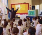 Teatro sobre oropouche orienta alunos nas escolas de Anchieta