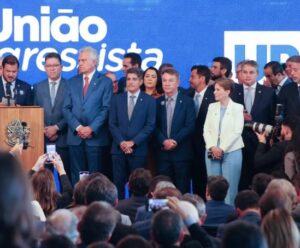 União e PP oficializam federação e lançam maior bloco do Congresso