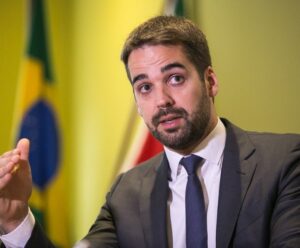 Eduardo Leite será pré-candidato à Presidência se migrar para o PSD