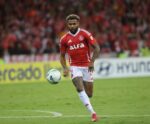 Inter toma 3 gols, mas reage e empata com o Nacional pela Libertadores