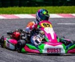 Gaúcho faz sua estreia como piloto profissional de kart no ES