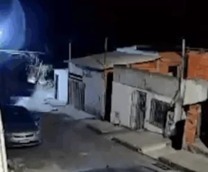 Vídeo | Caminhão desgovernado causa destruição em Linhares Linhares