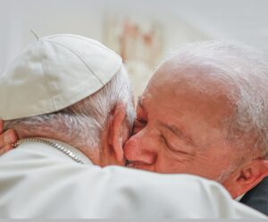 Lula exalta legado do Papa Francisco e decreta luto nacional