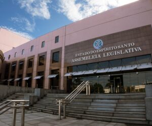 Projetos sobre saúde da mulher e doenças raras avançam em comissão