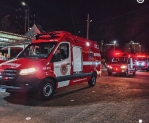 VÍDEO | Incêndio atinge apartamento em Vitória e causa pânico corpo de bombeiros espírito santo