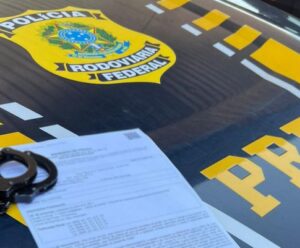 Abordagem da PRF termina em prisão na BR-101; motivo surpreende Polícia Rodoviária Federal