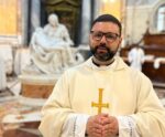 Padre de Cachoeiro participa de missa no Vaticano em homenagem ao papa