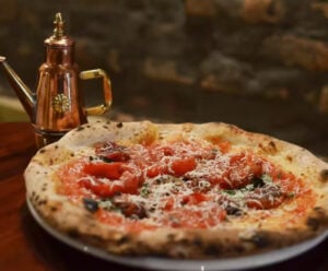 Pizzaria brasileira é eleita a melhor da América Latina Pizzaria brasileira é eleita a melhor da América Latina
