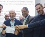 Hartung se filia ao PSD e movimenta bastidores da política capixaba
