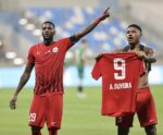 Capixaba marca gol e alcança marca importante nos Emirados Árabes
