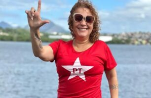 Joana Darck oficializa candidatura à presidência do PT em Cachoeiro Joana Darck, militante histórica e neta de Pedro Reis, oficializa sua candidatura à presidência do PT em Cachoeiro de Itapemirim