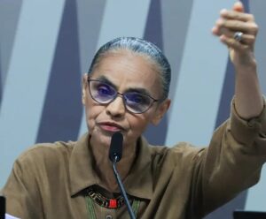 Fala desrespeitosa de senador leva Marina Silva a deixar audiência