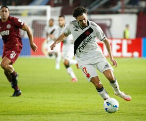 Vasco x Fortaleza: onde assistir ao vivo, horário e escalações Onde assistir Vasco x Fortaleza pelo Brasileirão