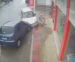 VÍDEO | Motorista passa mal e atropela ciclista em Piúma