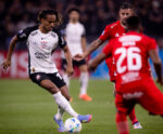 Corinthians empata com América de Cali e se complica na Sul-Americana