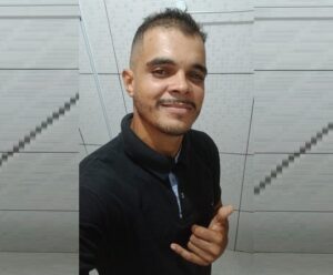 Angústia e desespero: mãe procura jovem desaparecido em Cachoeiro