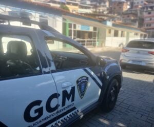 Paciente e médico trocam agressão física em PA de Cachoeiro guarda civil