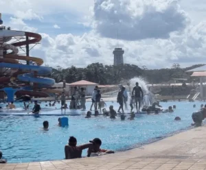Parques aquáticos de graça: saiba como garantir acesso no ES imagem ilustra parque aquatico no espírito santo