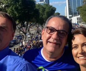 Brasília: Ato pressiona por anistia e tem presença discreta de Bolsonaro