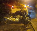 Motociclista sem habilitação faz exibição e se dá mal em Mimoso